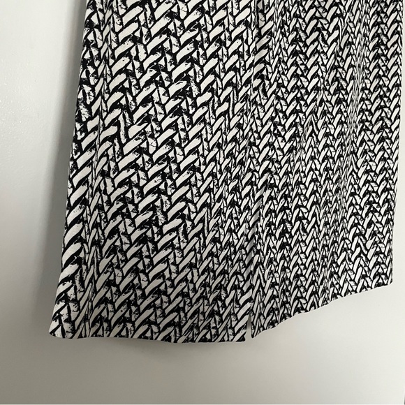 Banana republic pencil skirt - Picture 8 of 10